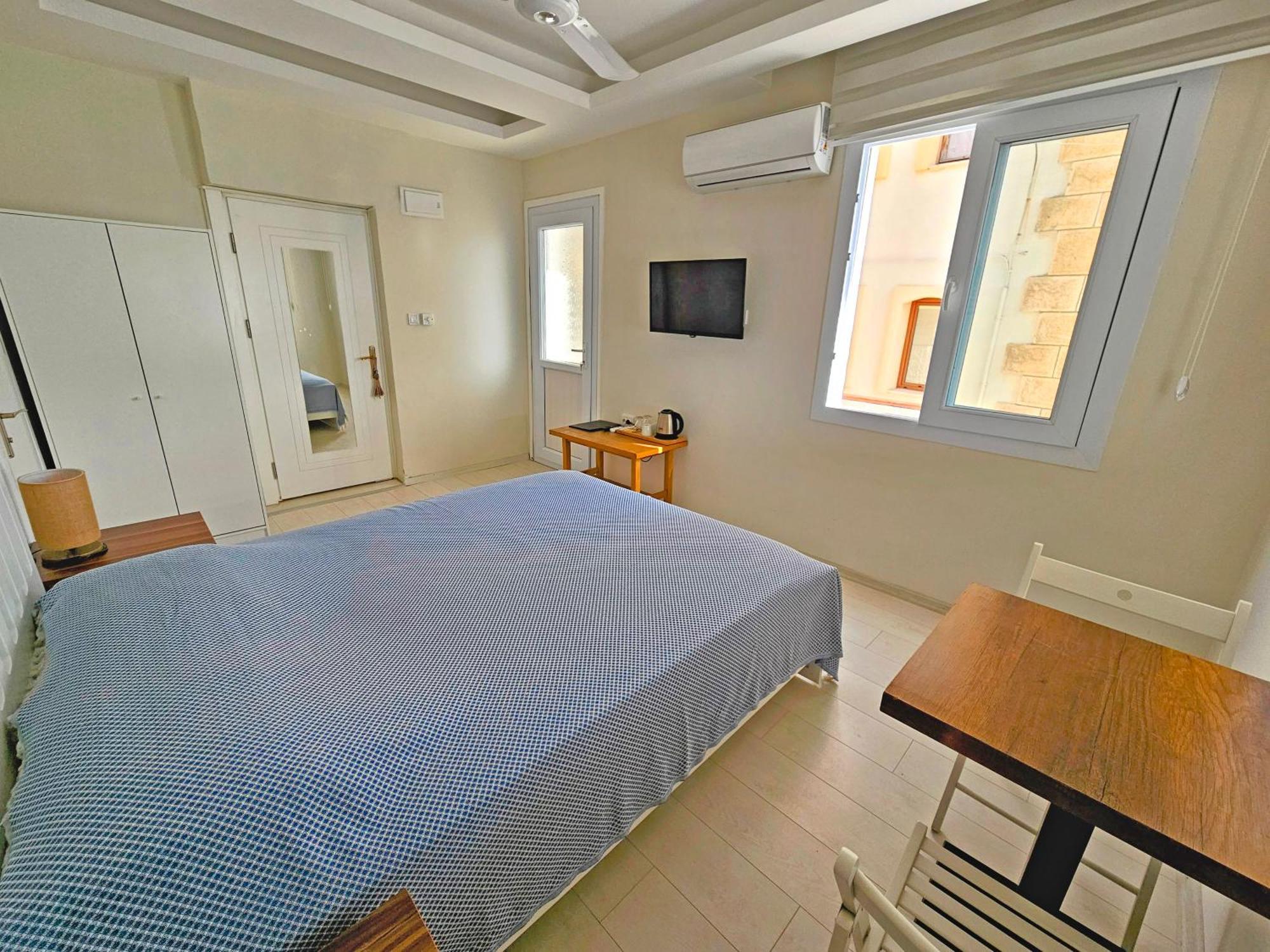 Midilli Konak Foça Habitación foto